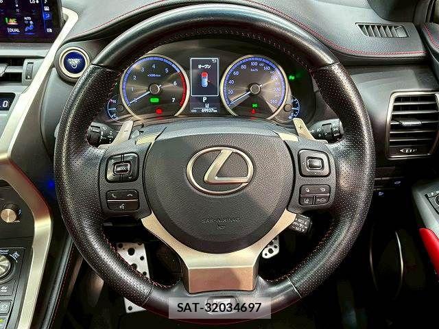 Lexus NX 2017-11 7358514-12
