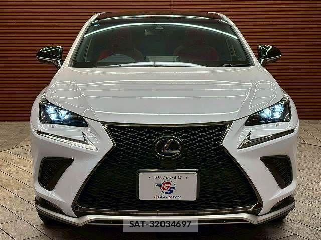 Lexus NX 2017-11 7358514-16