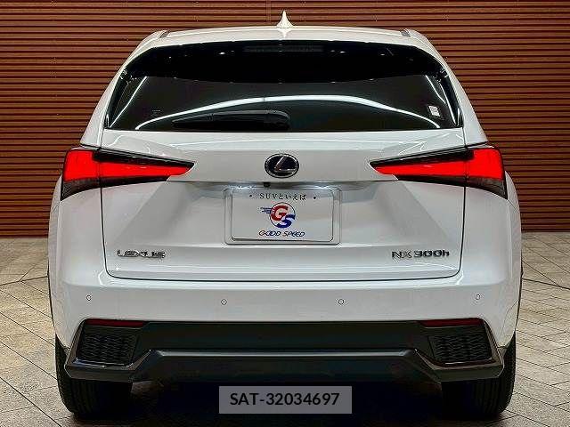 Lexus NX 2017-11 7358514-18