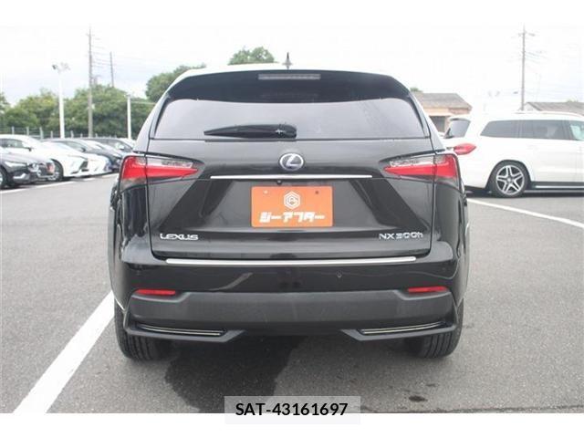 Lexus NX 2014-08 7358523-11