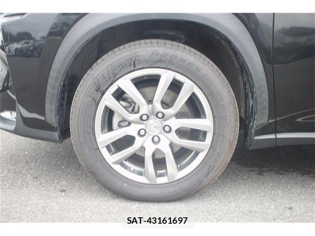 Lexus NX 2014-08 7358523-23