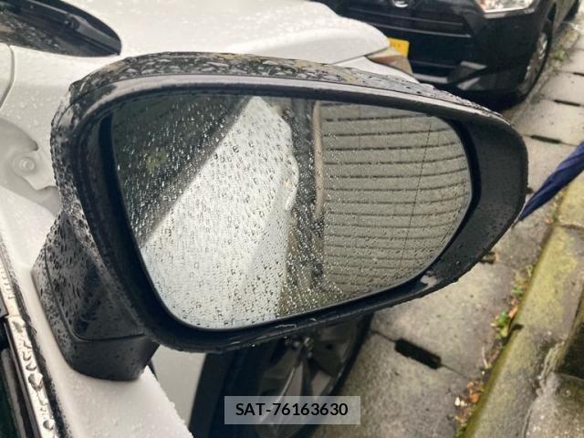 Lexus NX 2015-10 7358524-11