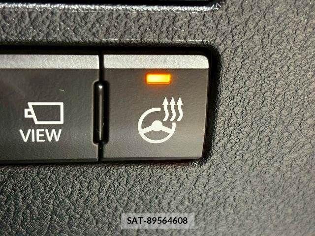 Lexus NX 2015-08 7358520-14