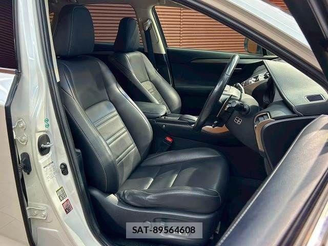 Lexus NX 2015-08 7358520-7