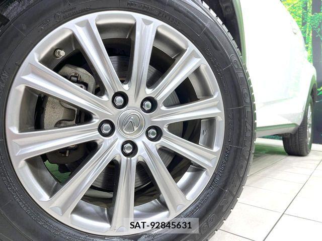 Lexus NX 2015-03 7392688-13