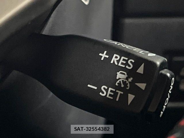 Lexus NX 2015-07 7392684-4