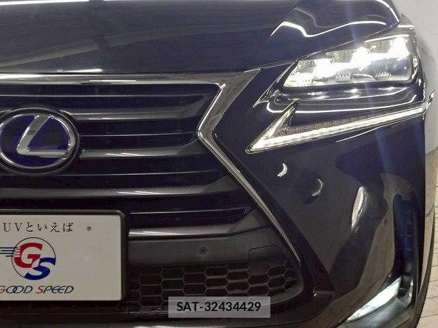 Lexus NX 2015-11 7501299-11