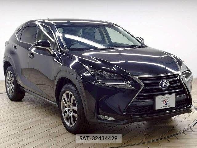 Lexus NX 2015-11 7501299-15