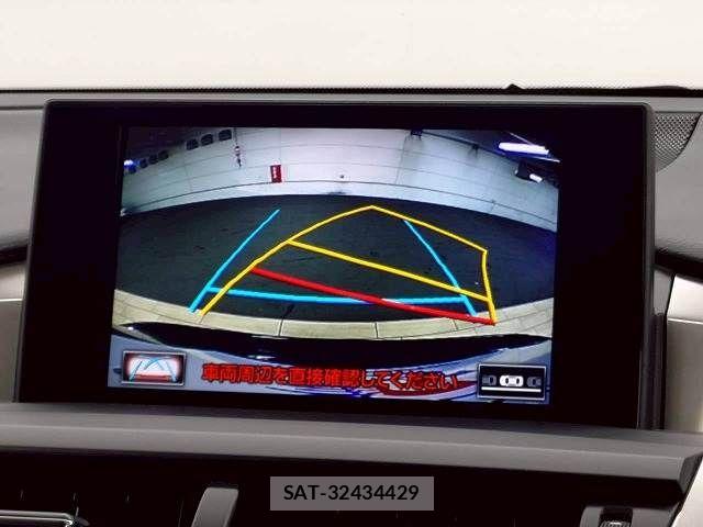 Lexus NX 2015-11 7501299-3