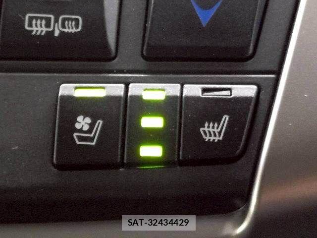 Lexus NX 2015-11 7501299-5