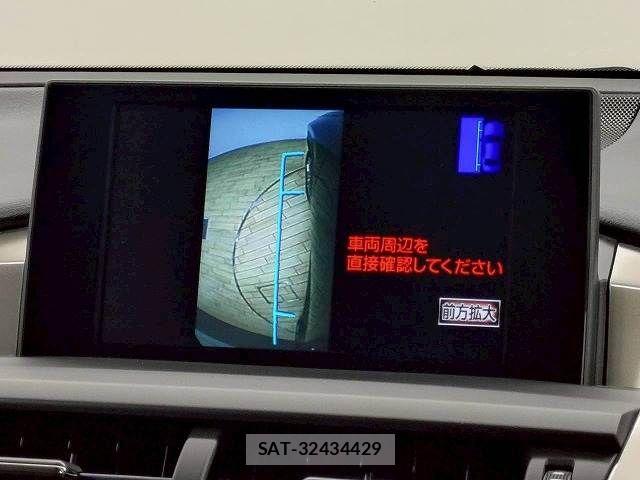 Lexus NX 2015-11 7501299-8