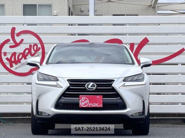 Lexus NX 2015-07 7501300-1