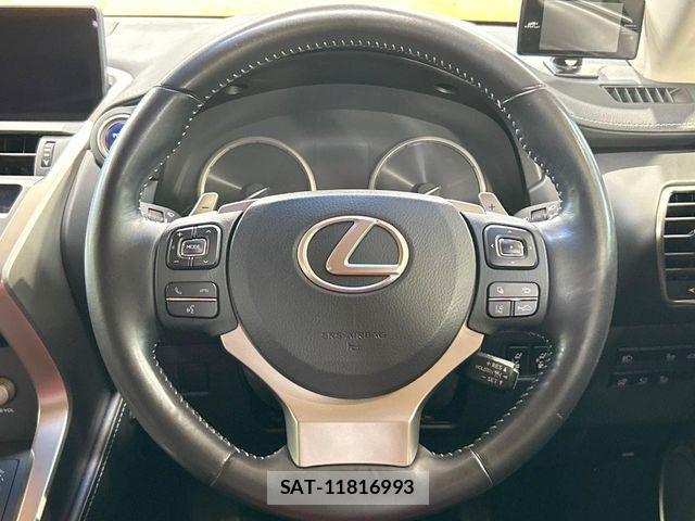 Lexus NX 2017-11 7501297-10