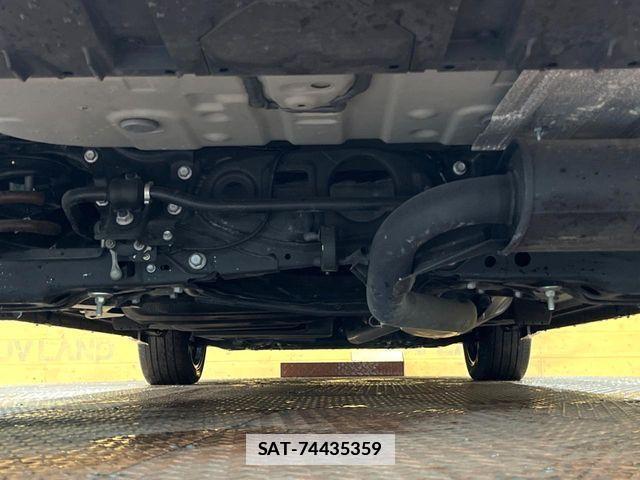 Lexus NX 2019-02 7725117-18