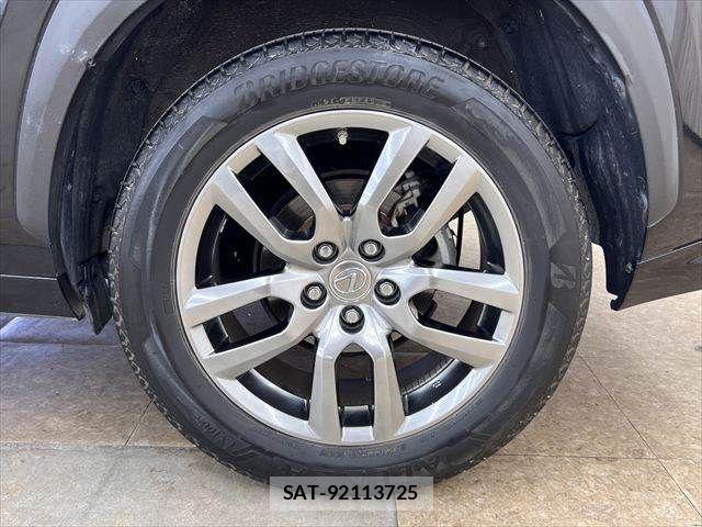 Lexus NX 2016-03 7877408-27
