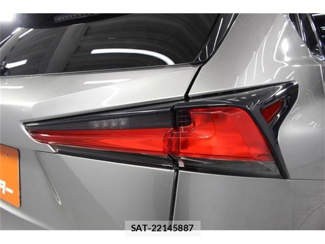 Lexus NX 2017-11 7877406-18