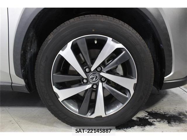 Lexus NX 2017-11 7877406-22