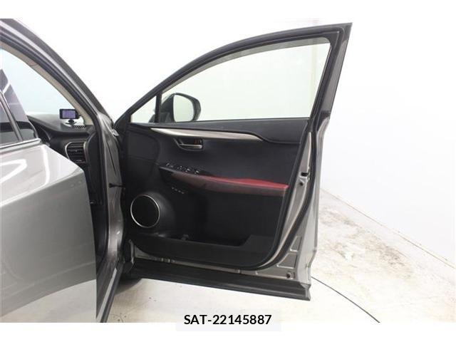 Lexus NX 2017-11 7877406-29
