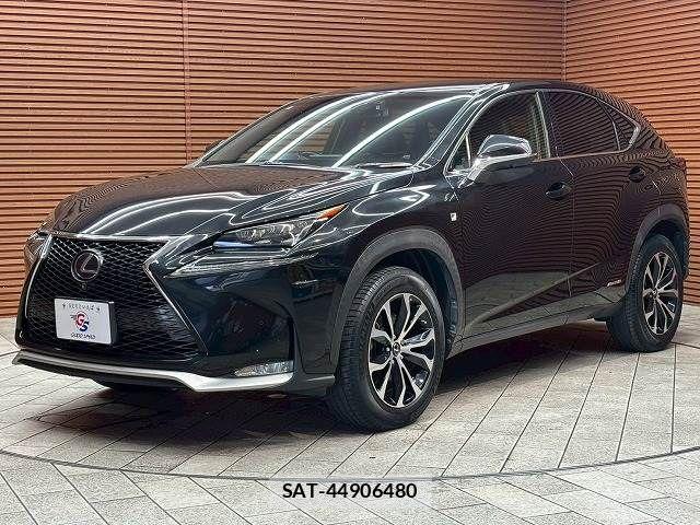 Lexus NX 2015-07 7962435-13
