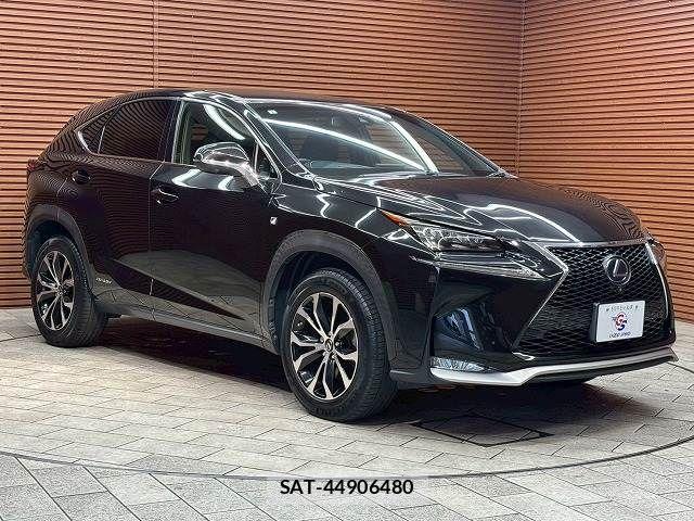 Lexus NX 2015-07 7962435-14