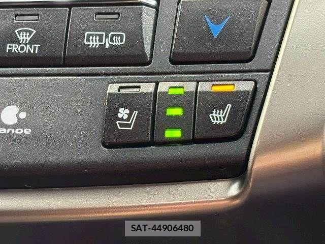 Lexus NX 2015-07 7962435-8