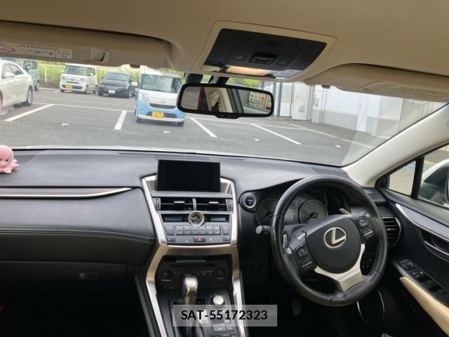 Lexus NX 2014-11 7962437-15