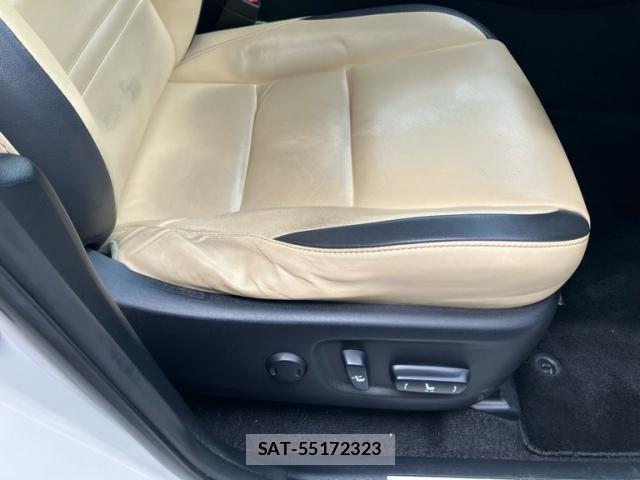 Lexus NX 2014-11 7962437-17
