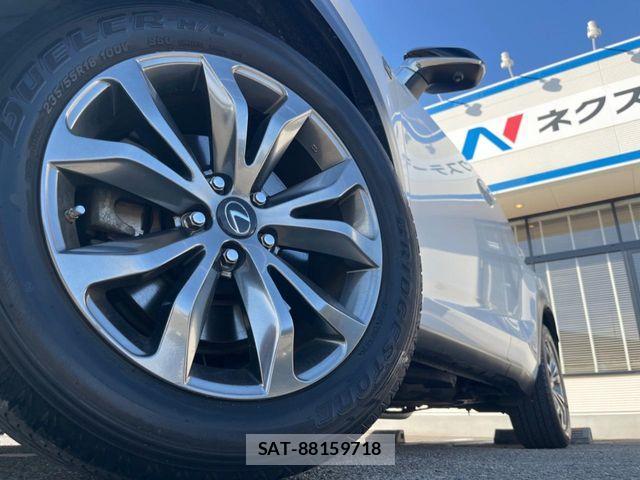 Lexus NX 2015-11 7979773-13