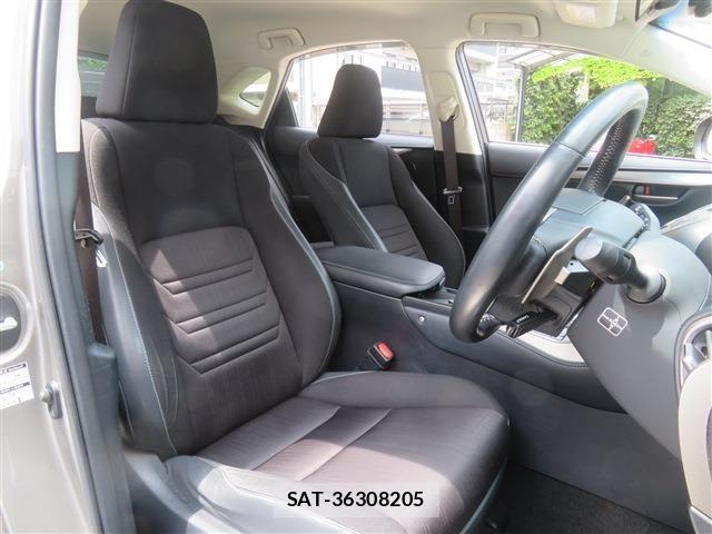 Lexus NX 2014-09 8036460-9