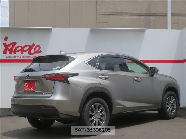 Lexus NX 2014-09 8036460-2