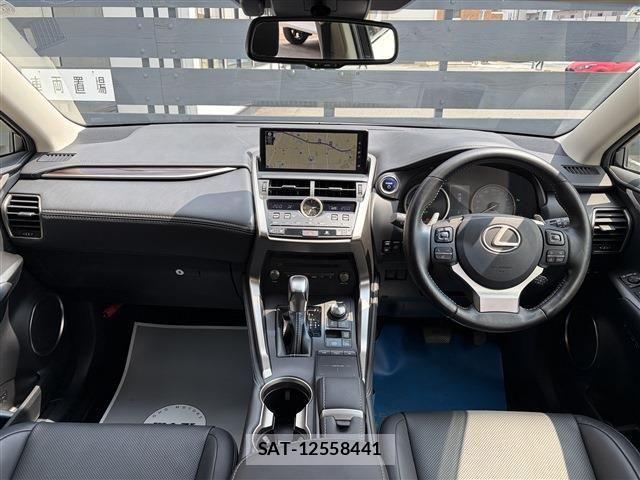 Lexus NX 2019-03 8036455-12