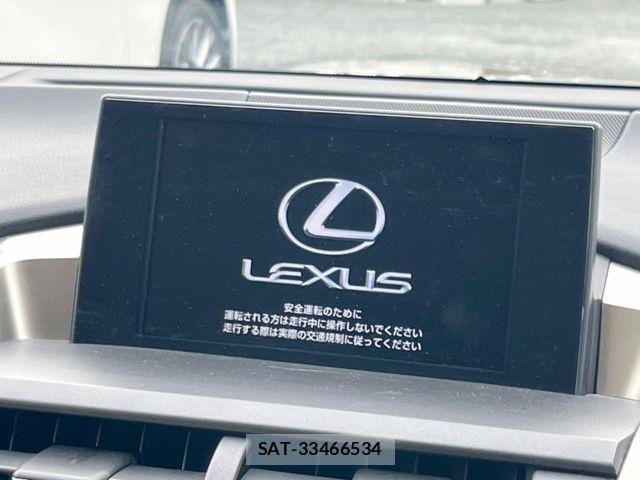 Lexus NX 2015-09 8036458-3