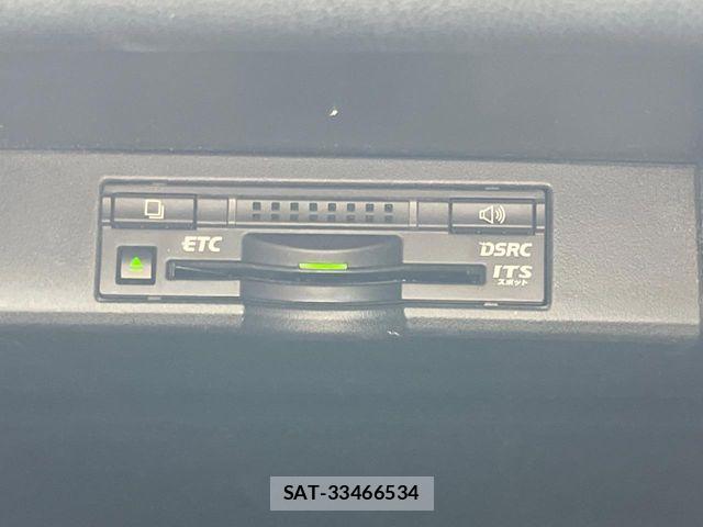 Lexus NX 2015-09 8036458-8