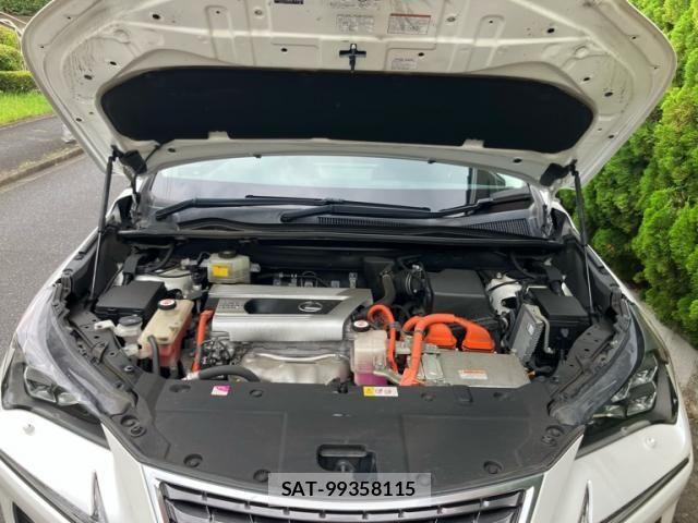 Lexus NX 2018-04 8036459-9
