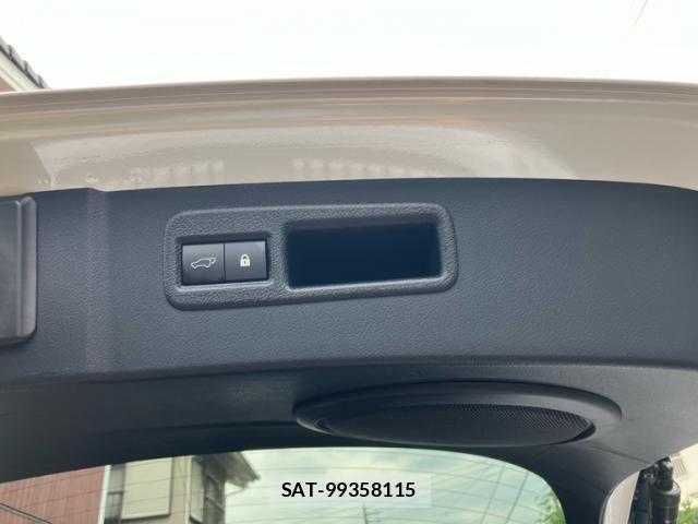 Lexus NX 2018-04 8036459-10