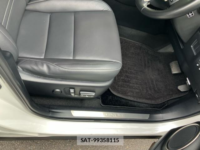 Lexus NX 2018-04 8036459-15