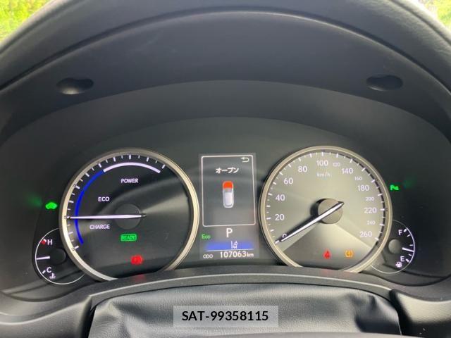 Lexus NX 2018-04 8036459-18