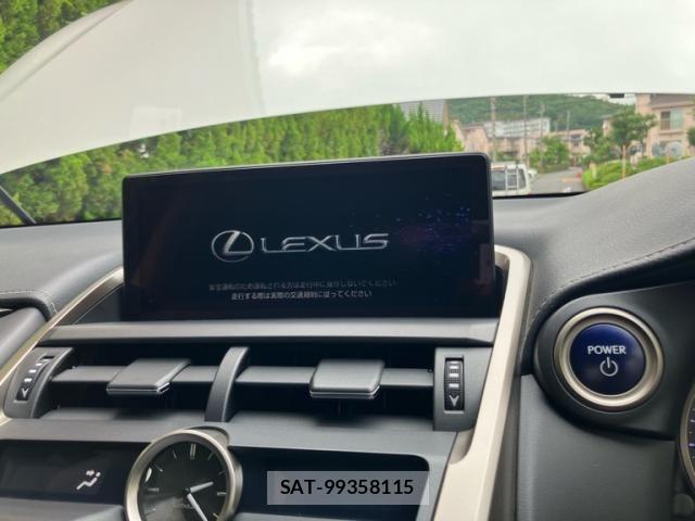 Lexus NX 2018-04 8036459-22
