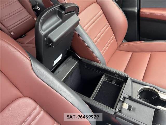 Lexus NX 2015-06 8036461-18