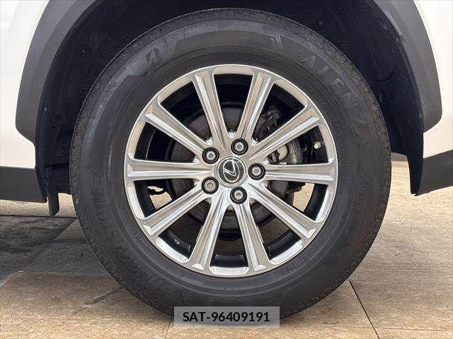 Lexus NX 2018-08 8074363-27
