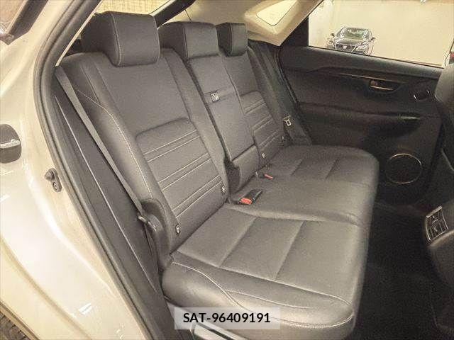 Lexus NX 2018-08 8074363-7