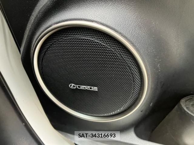 Lexus NX 2015-04 8074365-17