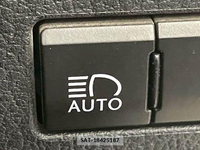 Lexus NX 2020-10 8074360-6