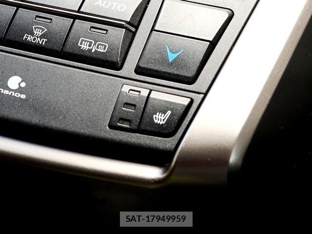 Lexus NX 2016-01 8100165-23