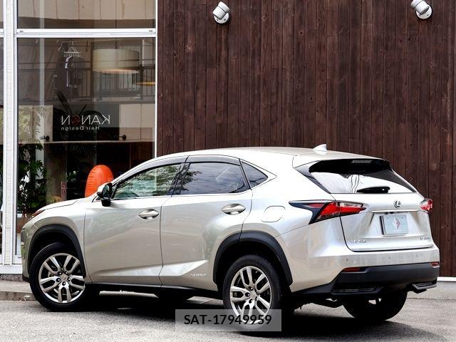 Lexus NX 2016-01 8100165-2