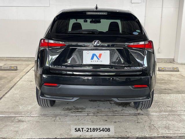 Lexus NX 2016-07 8146074-19
