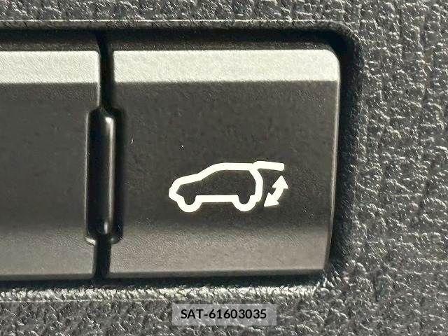 Lexus NX 2018-03 8146073-7