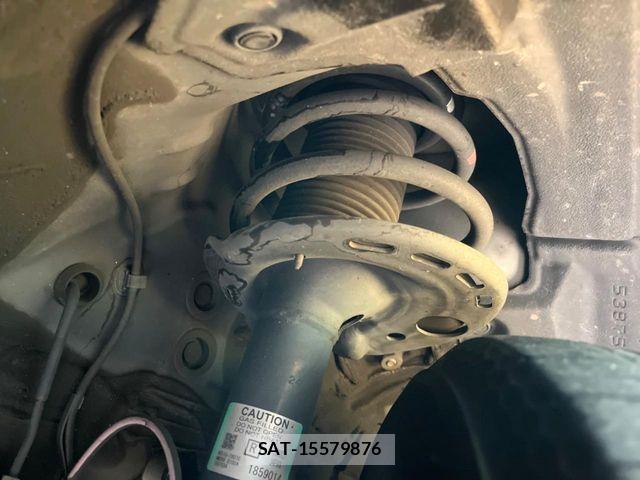 Lexus NX 2015-07 8208420-18