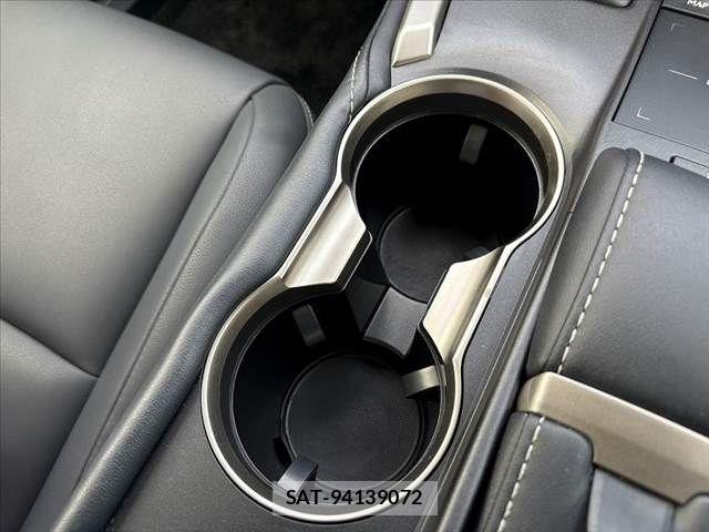 Lexus NX 2020-05 8208419-29