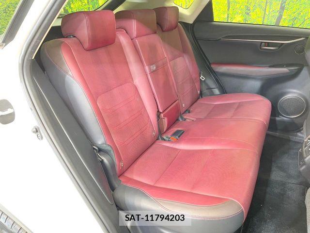 Lexus NX 2017-12 8208421-8